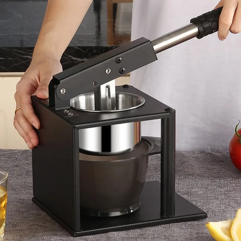 Spremiagrumi portatile in acci - Citrus Juicer Bar recensione e prezzo